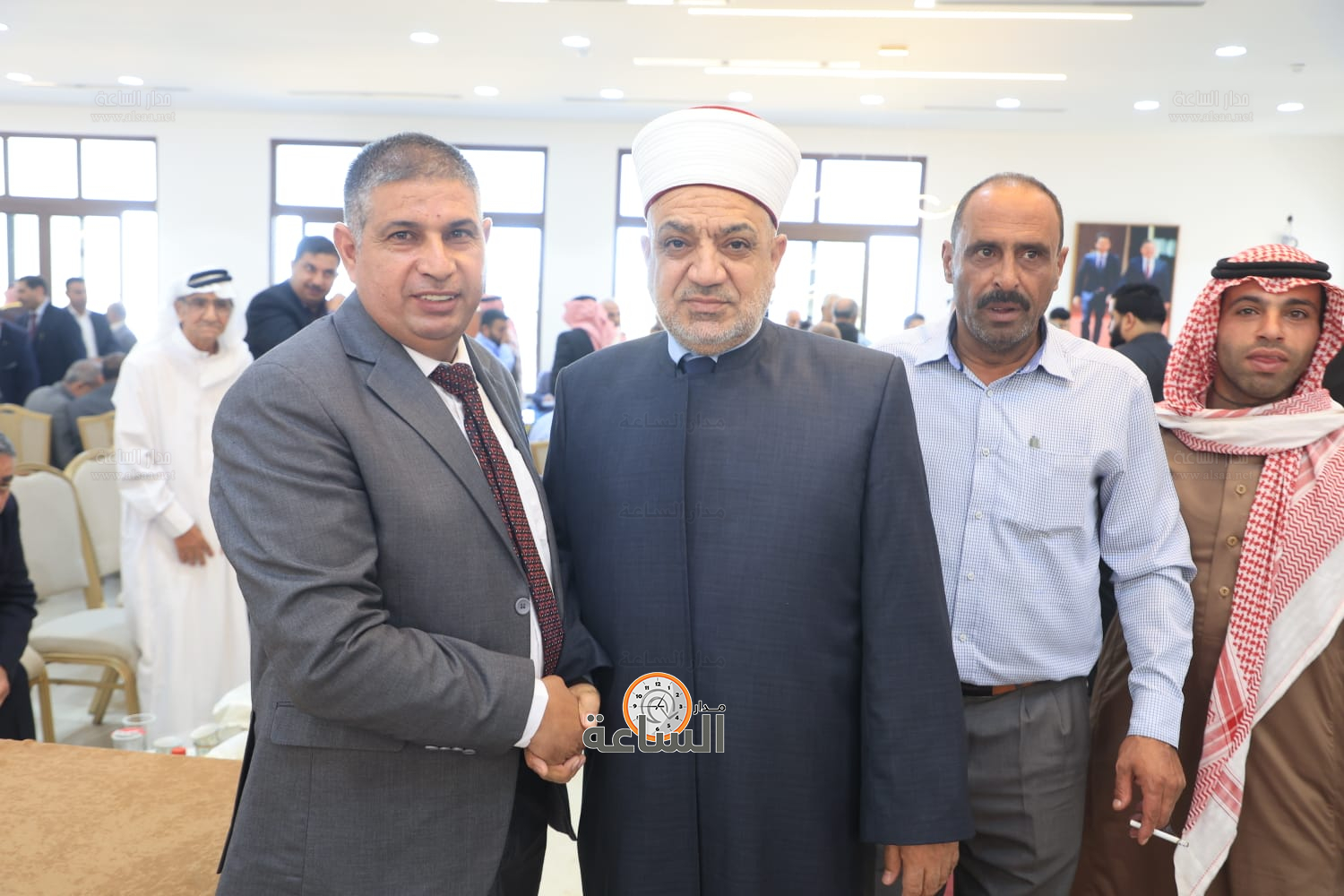 Madar Al-Saa Images 0.7222918643902705