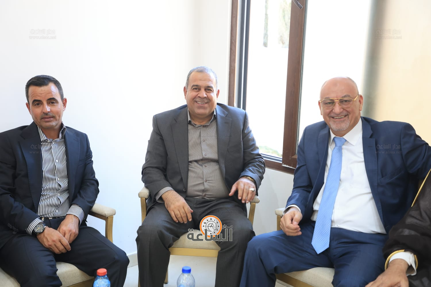 Madar Al-Saa Images 0.9051704018249355