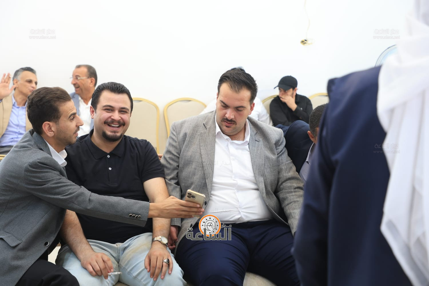 Madar Al-Saa Images 0.11123527806994615