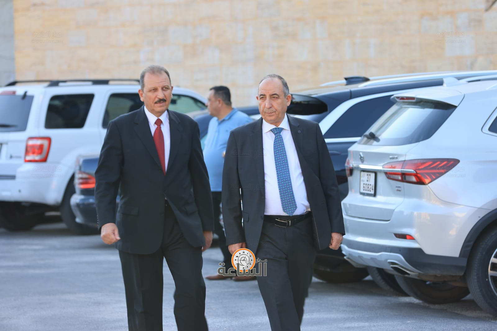 Madar Al-Saa Images 0.4276210973403105