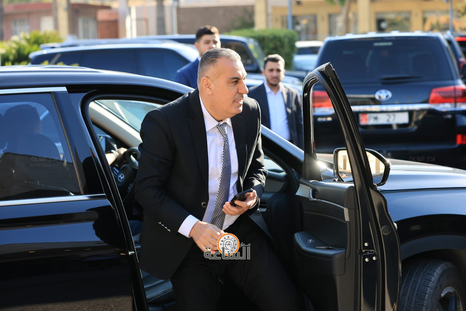 Madar Al-Saa Images 0.6495022626093422