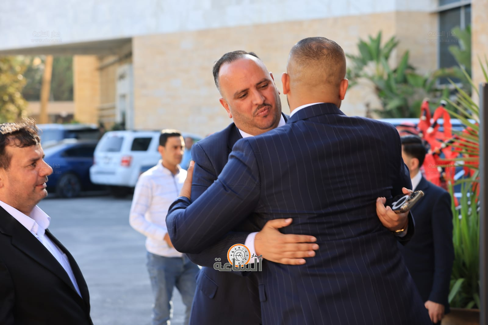 Madar Al-Saa Images 0.3412018716455233