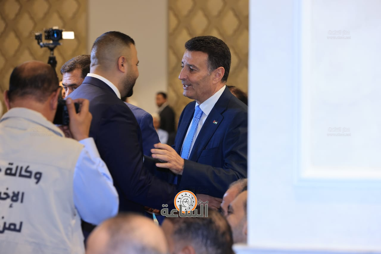 Madar Al-Saa Images 0.1378837516132444