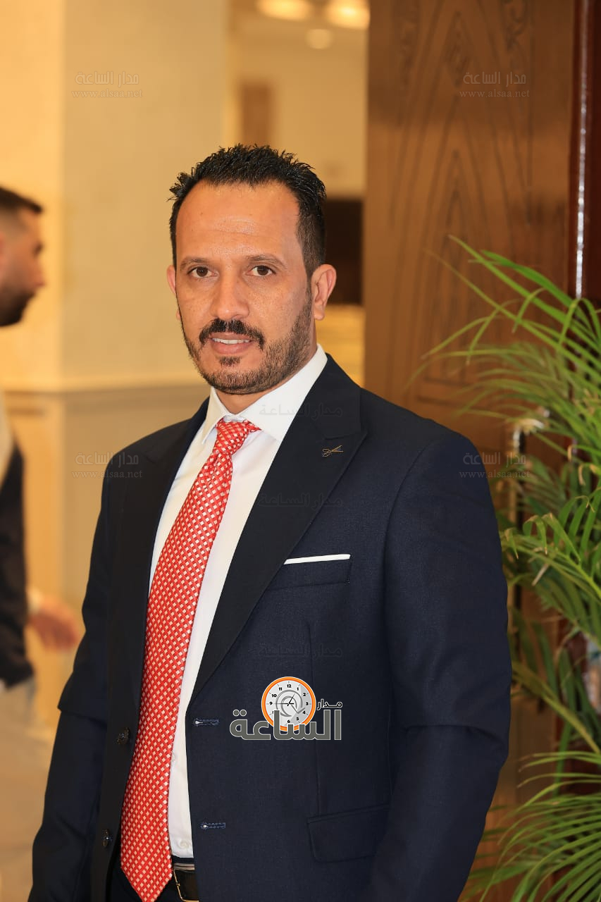 Madar Al-Saa Images 0.8917497275993127