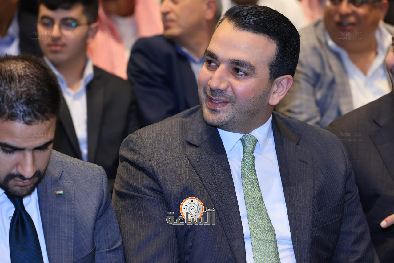 Madar Al-Saa Images 0.6913300880052637