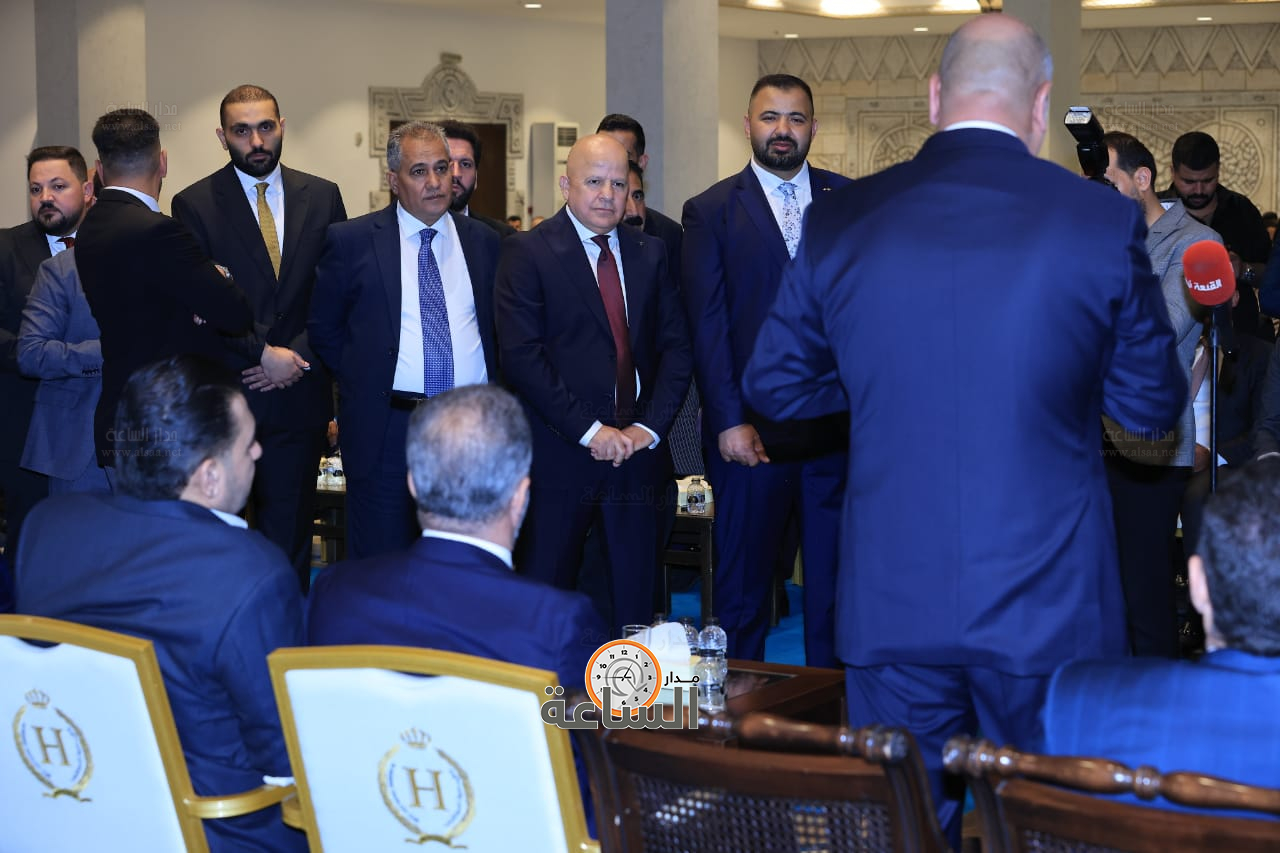 Madar Al-Saa Images 0.7525262656400985