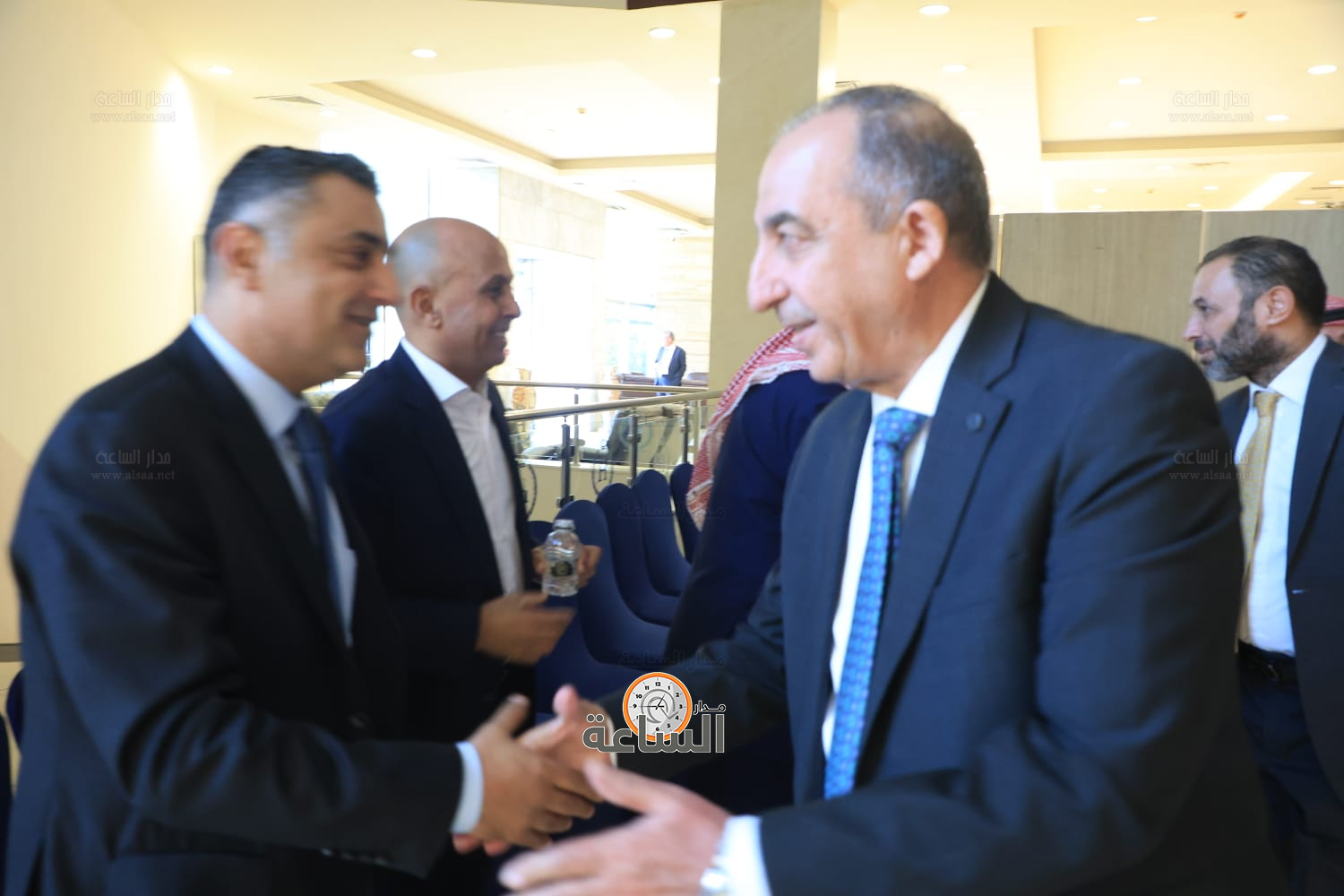 Madar Al-Saa Images 0.5033332747794206