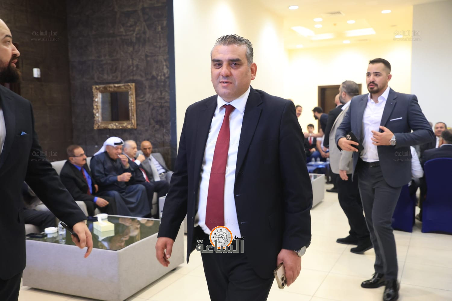 Madar Al-Saa Images 0.9123912446578493