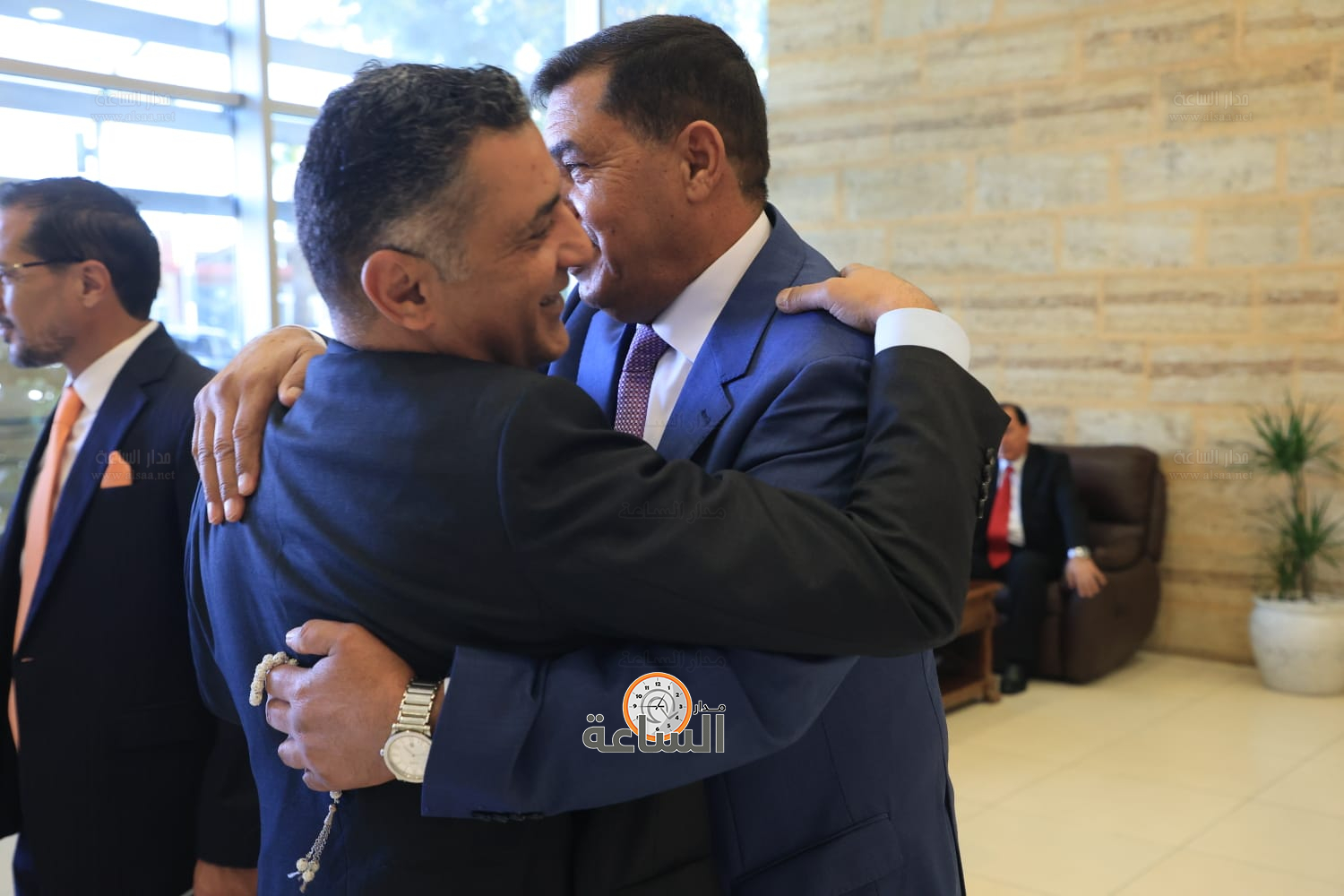 Madar Al-Saa Images 0.7665406711036702