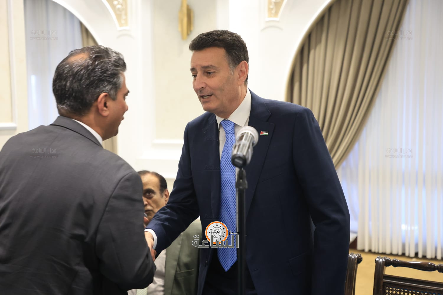 Madar Al-Saa Images 0.1900293238485815