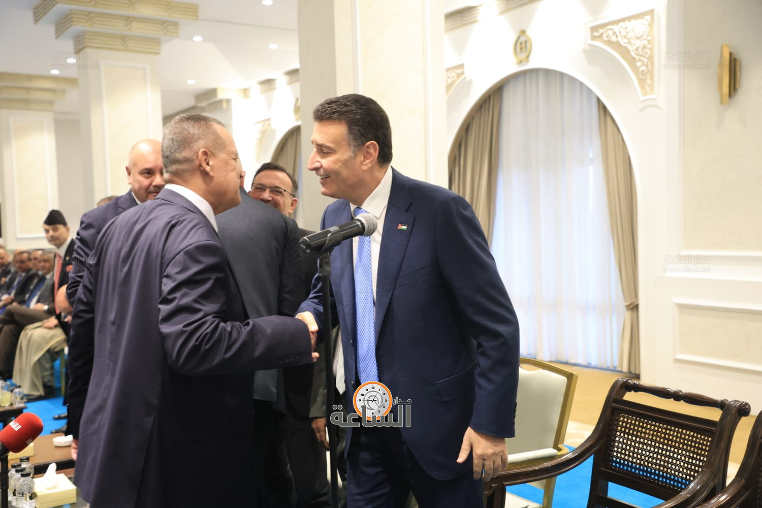 Madar Al-Saa Images 0.419111478581357