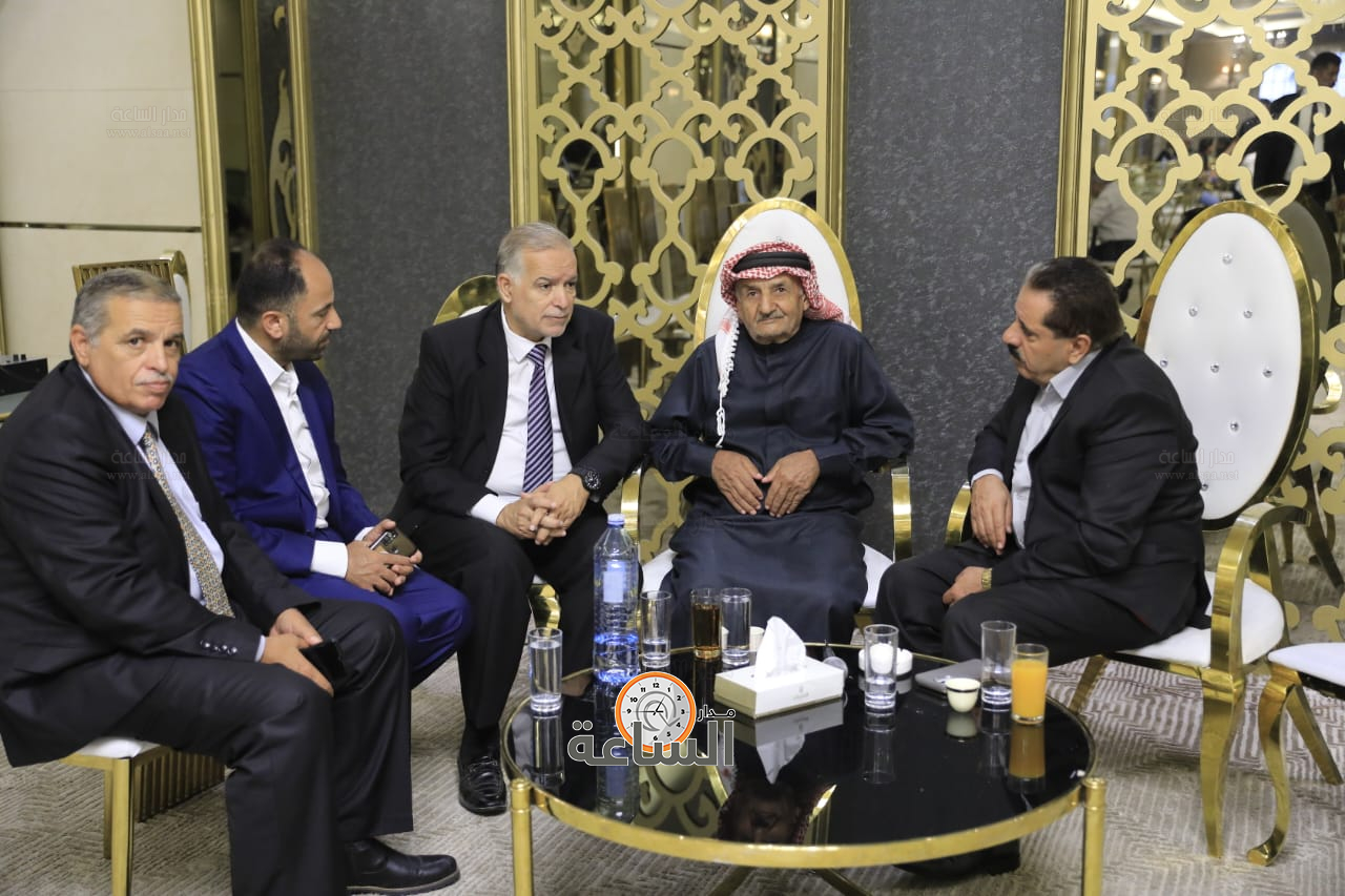 Madar Al-Saa Images 0.915566646357083