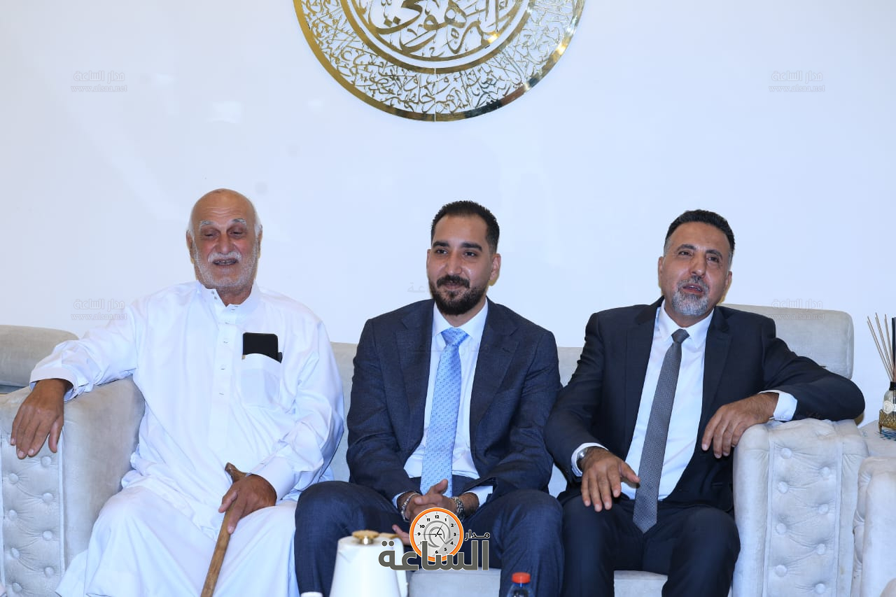 Madar Al-Saa Images 0.33232383037998003