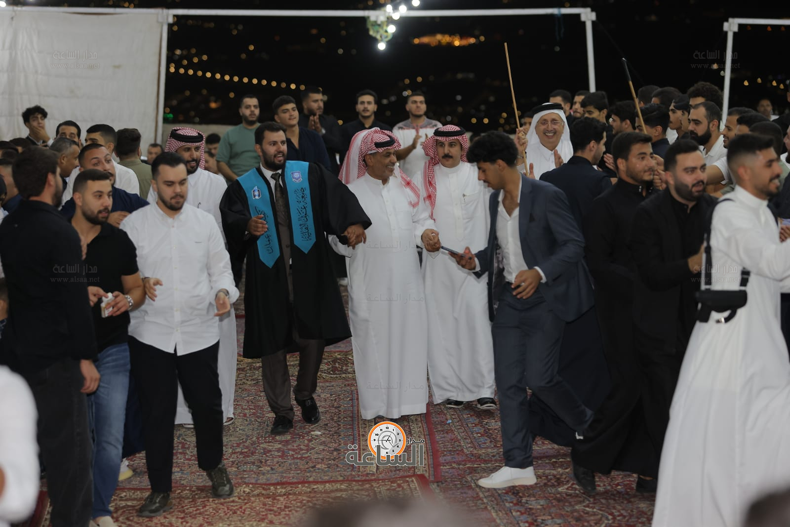 Madar Al-Saa Images 0.4693960291342518