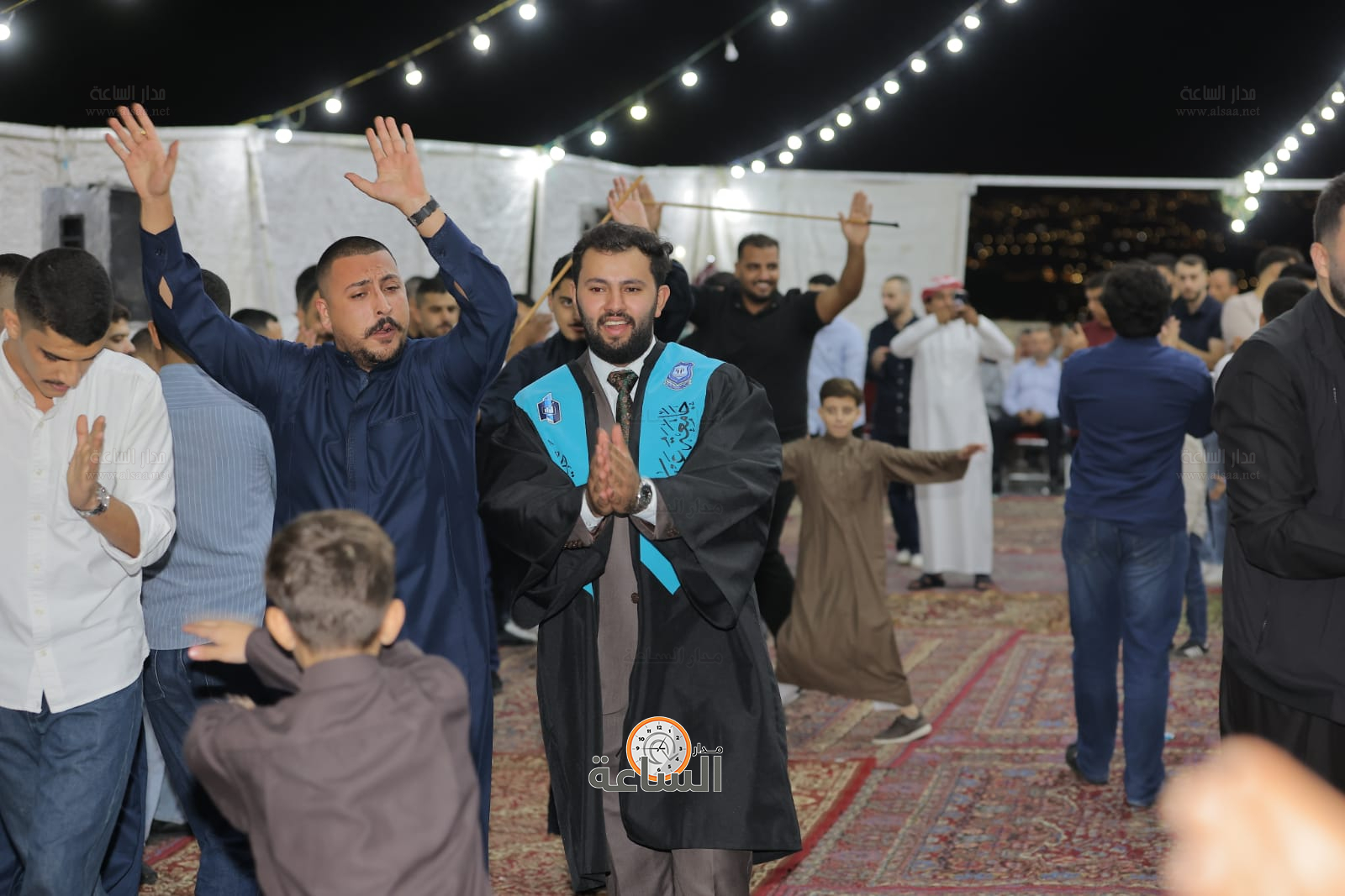 Madar Al-Saa Images 0.44032345898885694