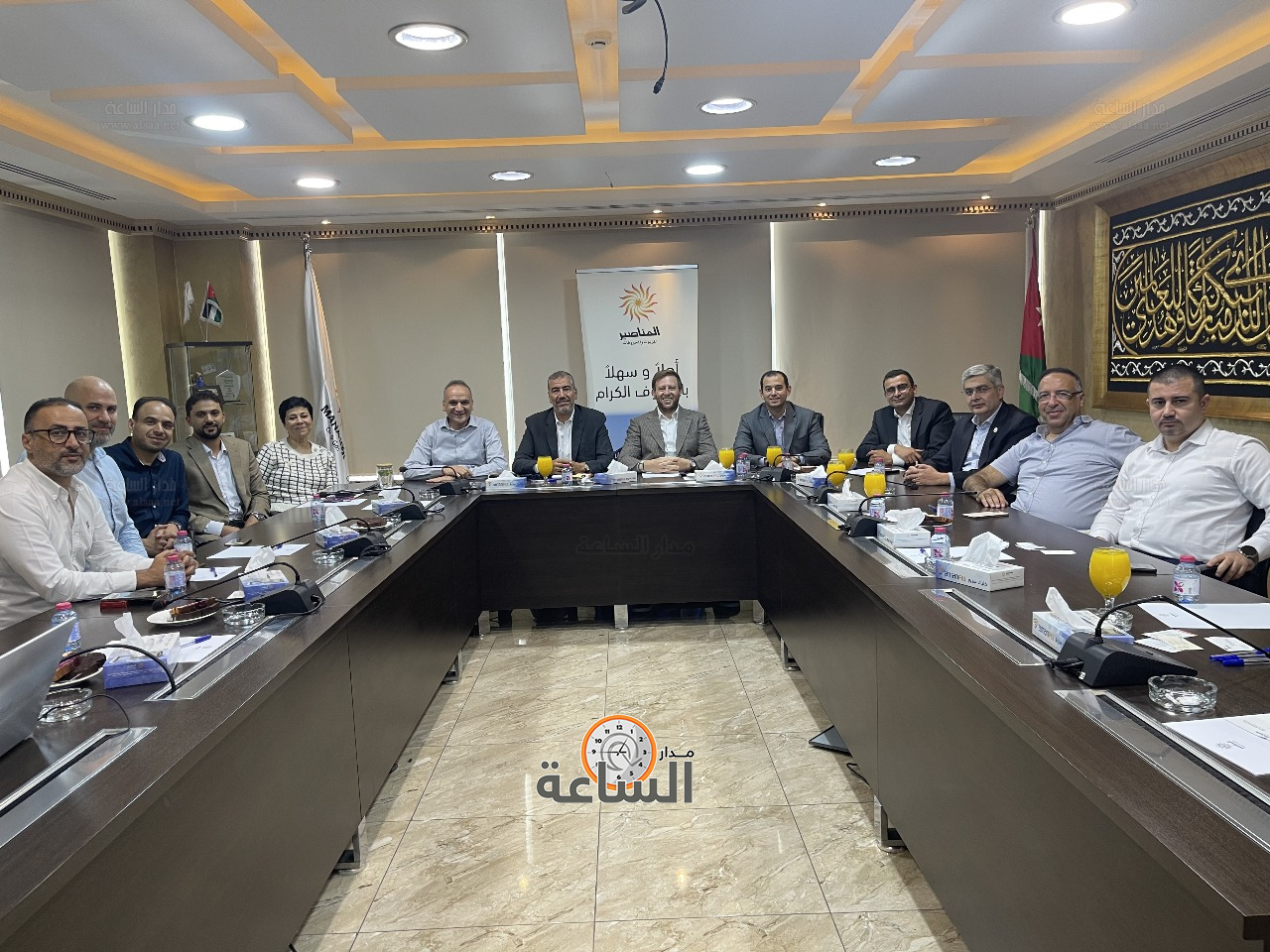 Madar Al-Saa Images 0.7118232911615189