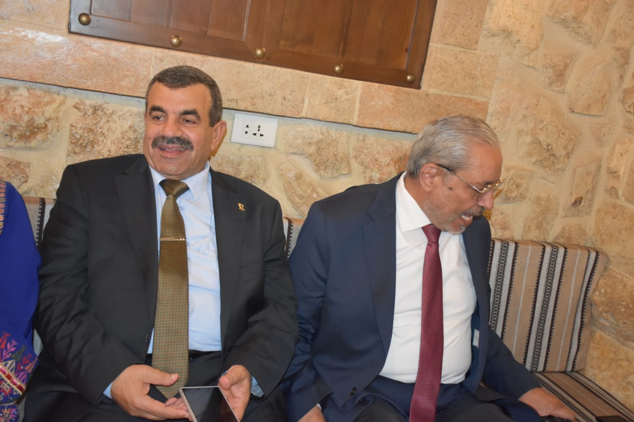 Madar Al-Saa Images 0.011494221347790767