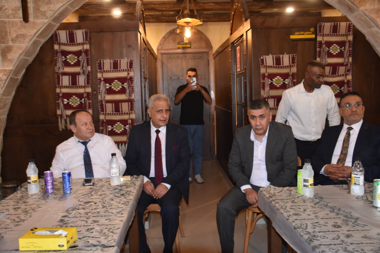 Madar Al-Saa Images 0.15802794970780742