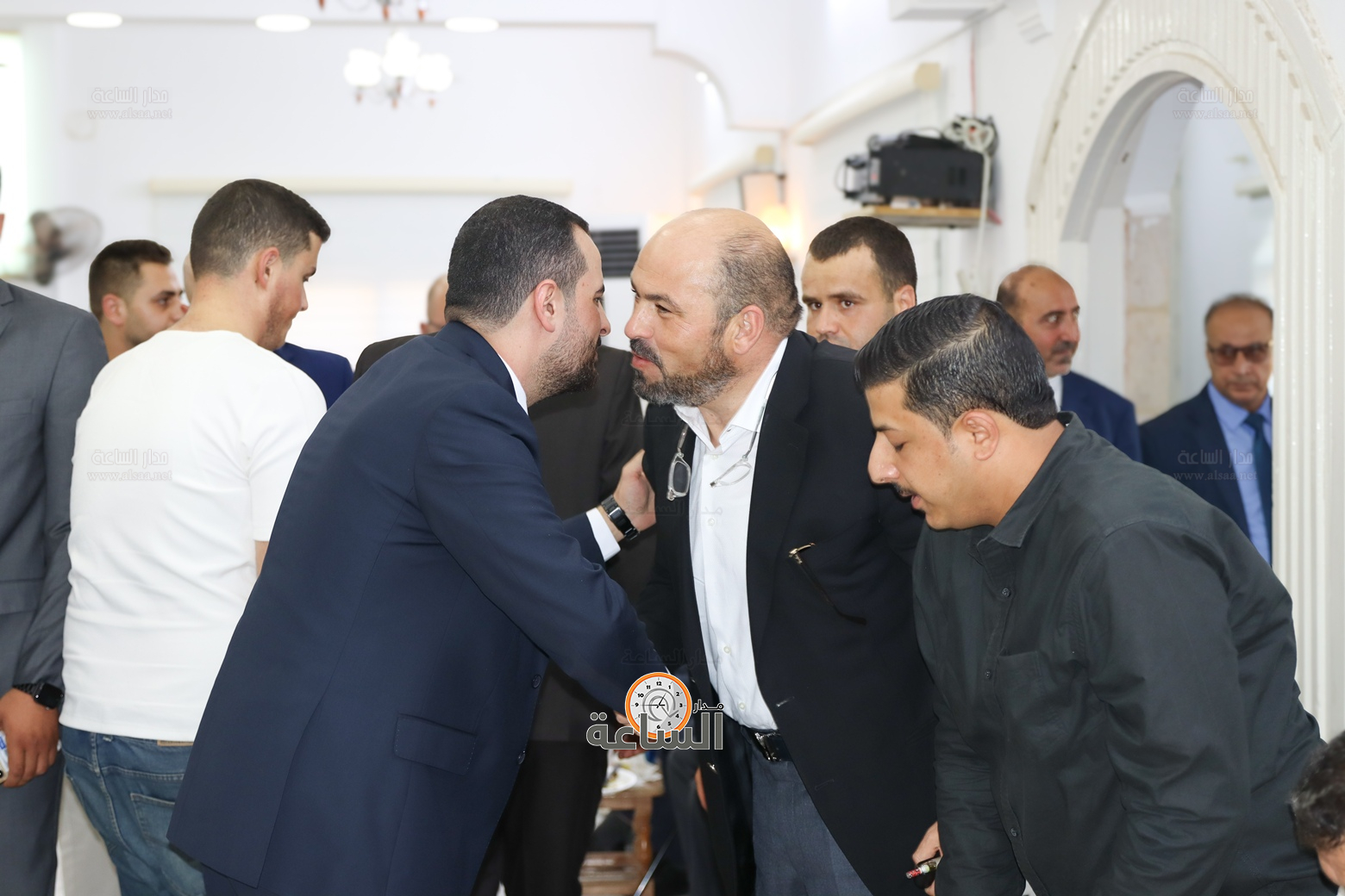 Madar Al-Saa Images 0.08544187343292875