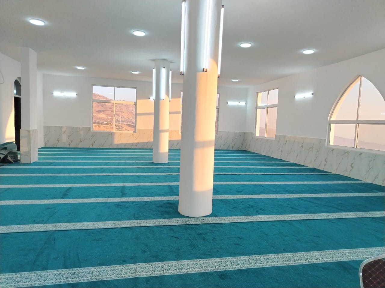 Madar Al-Saa Images 0.960595587107002