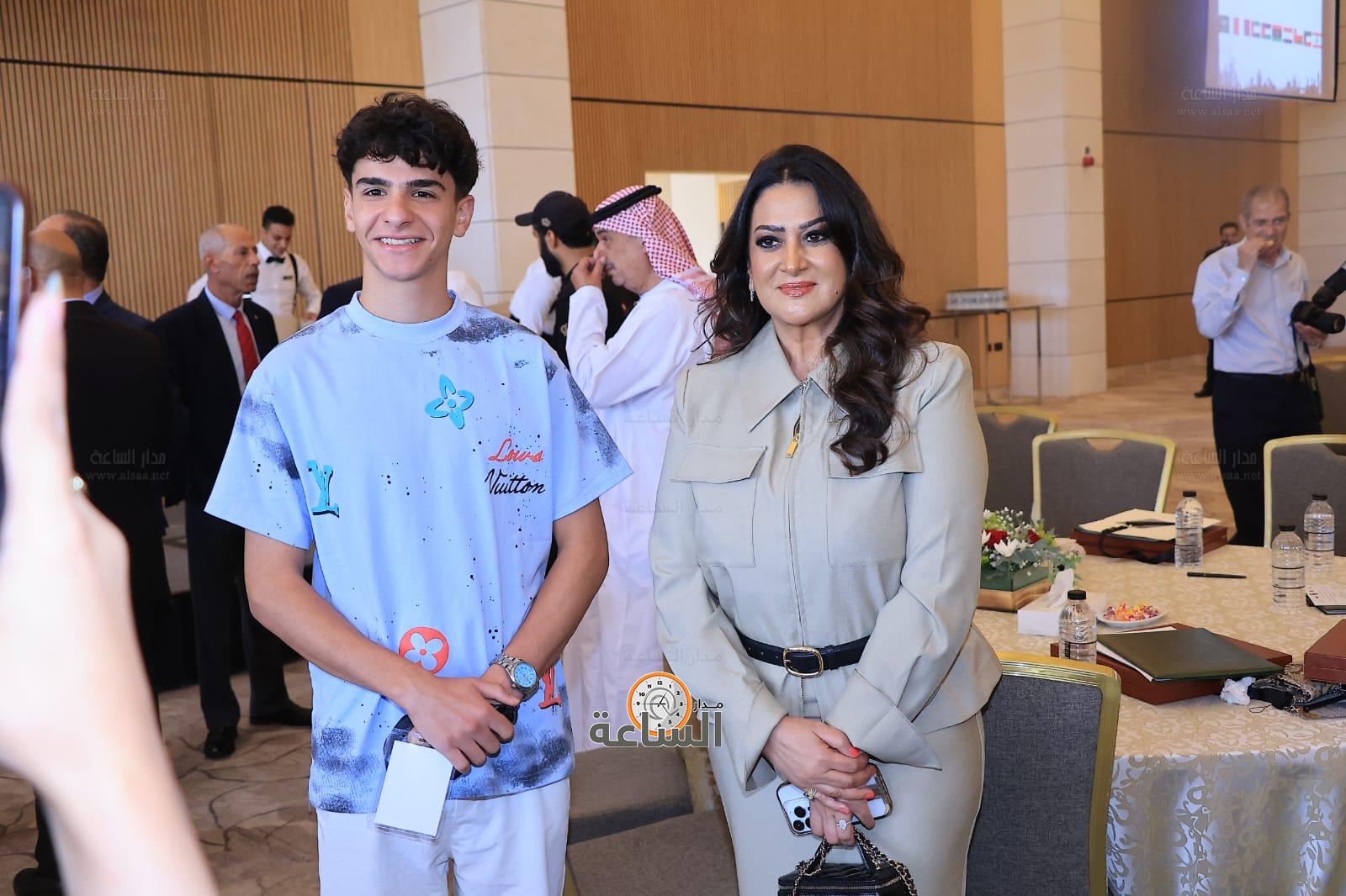 Madar Al-Saa Images 0.4014738970749736