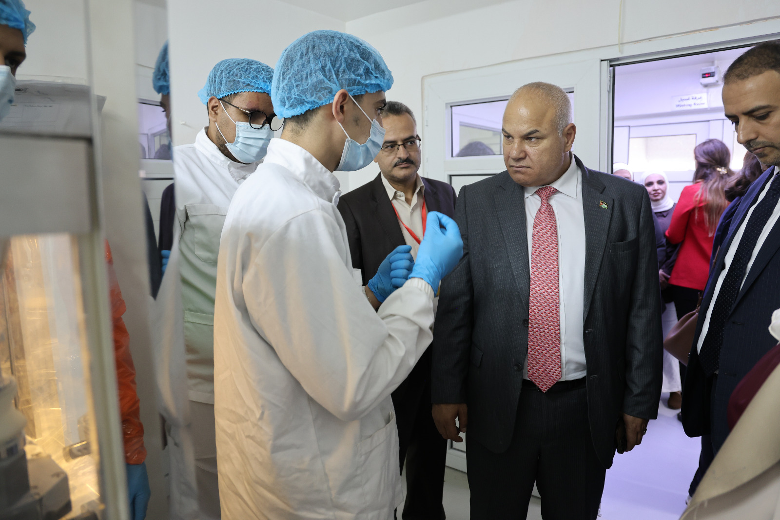 Madar Al-Saa Images 0.5458498068760367