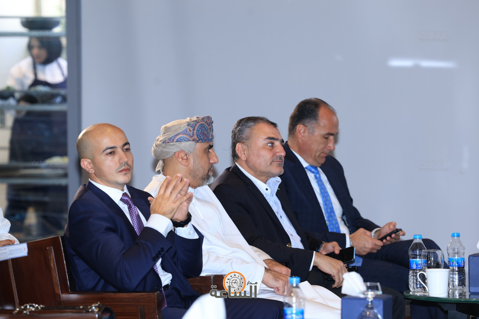 Madar Al-Saa Images 0.920365368963798