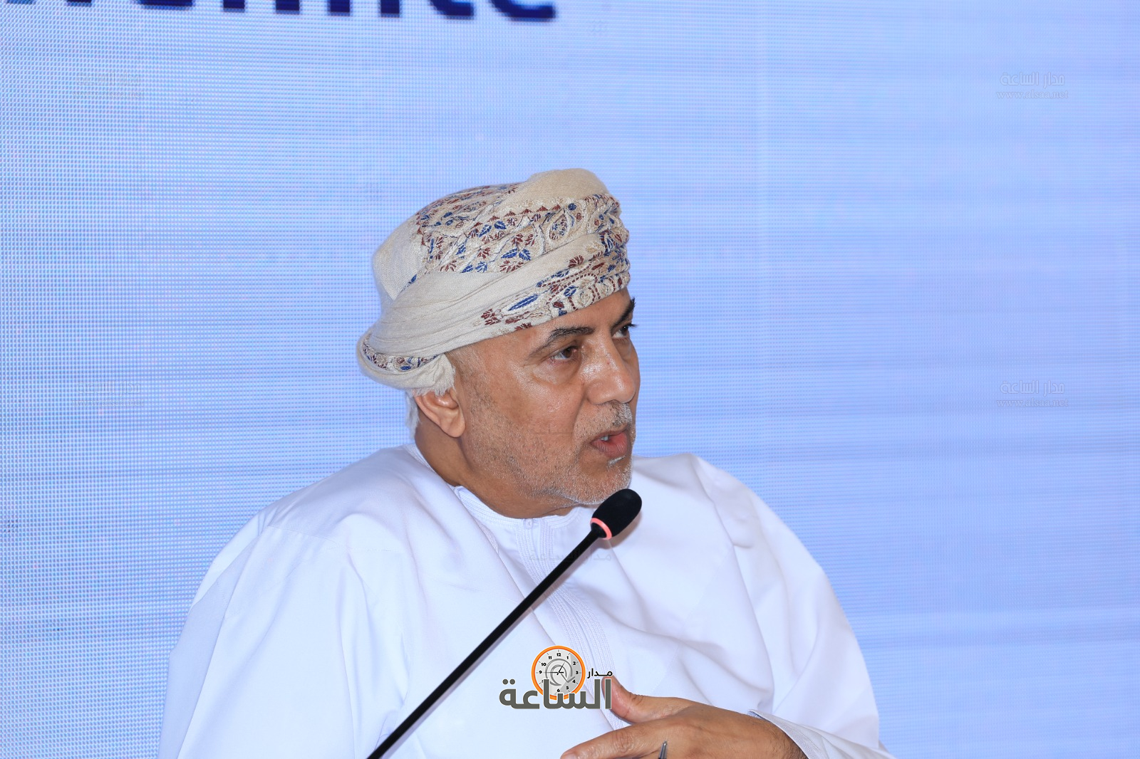 Madar Al-Saa Images 0.5837768790908138