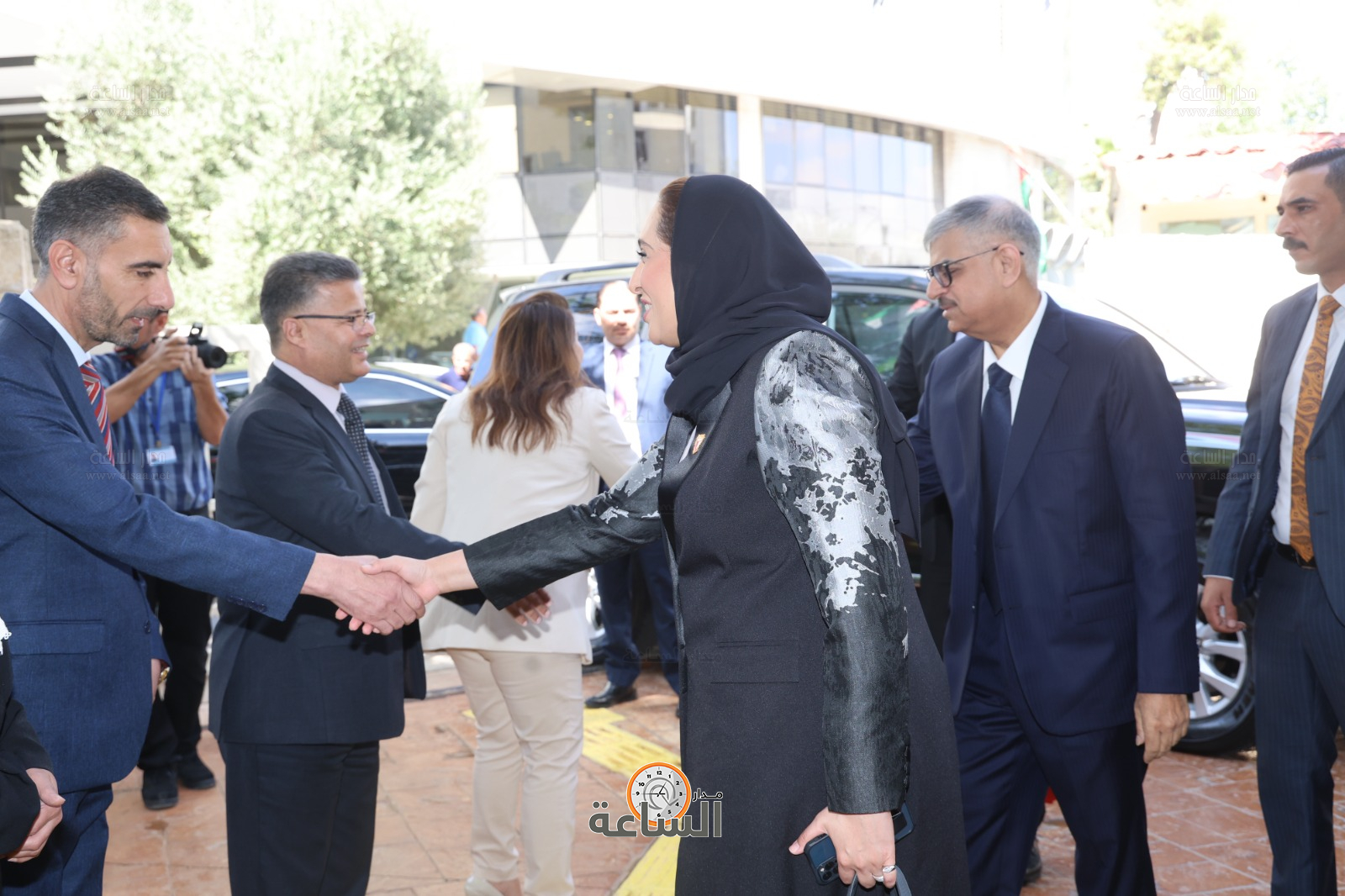 Madar Al-Saa Images 0.22984172535716718