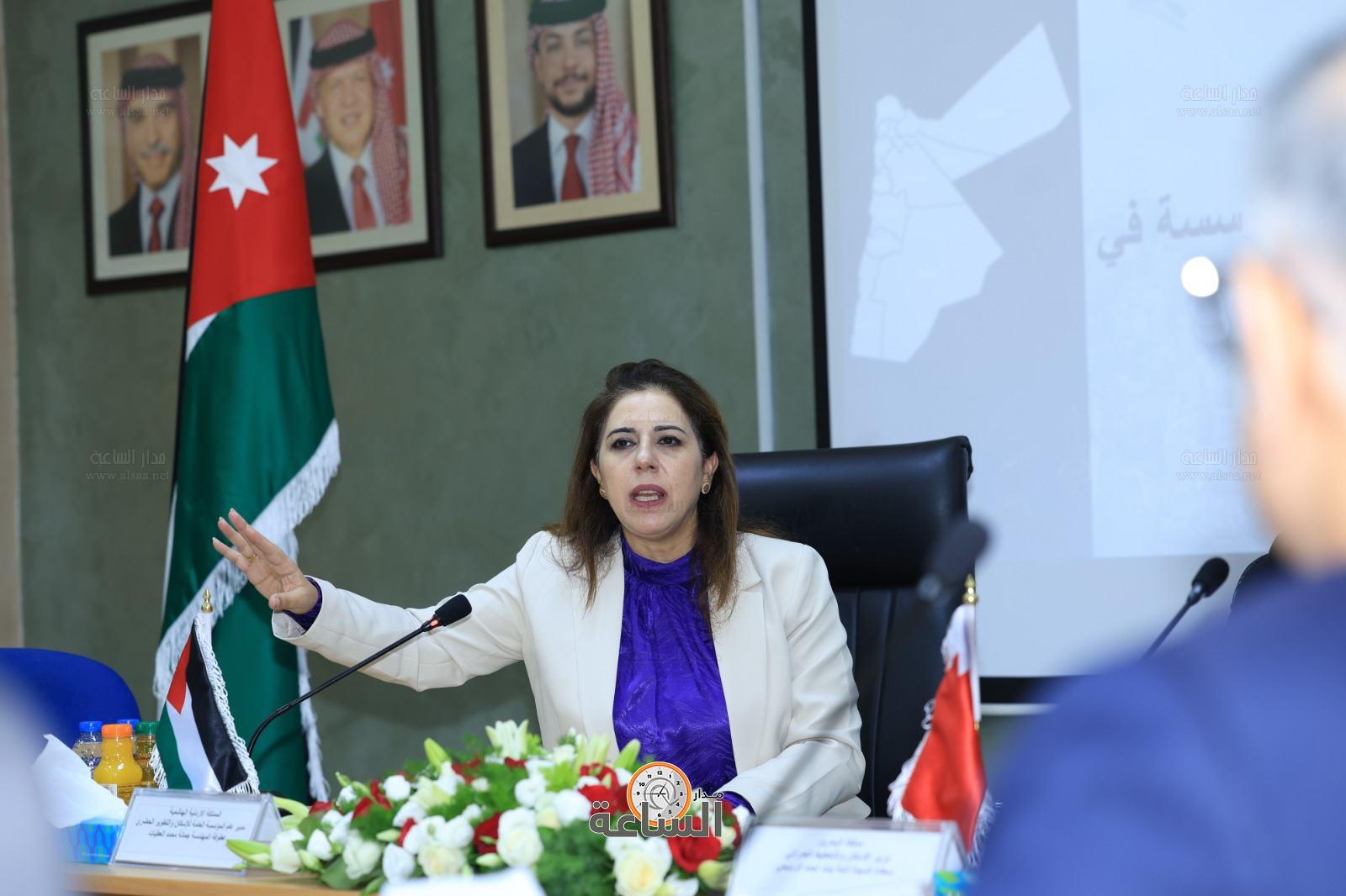 Madar Al-Saa Images 0.6741743948099717