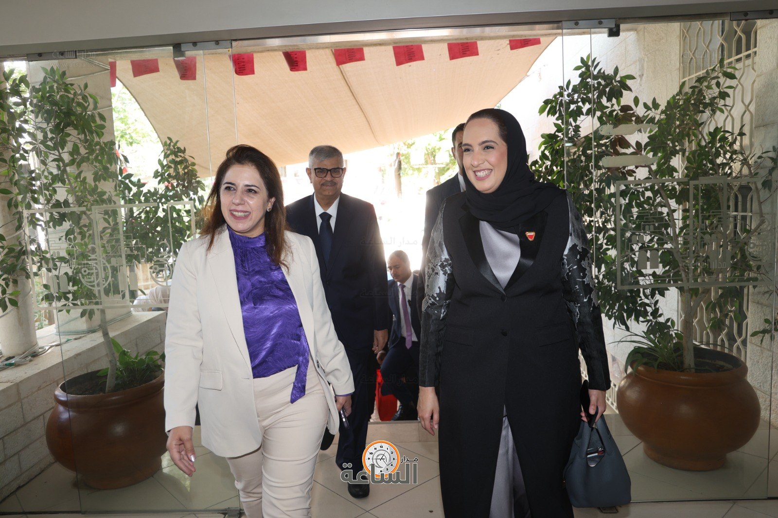 Madar Al-Saa Images 0.7229972058799662