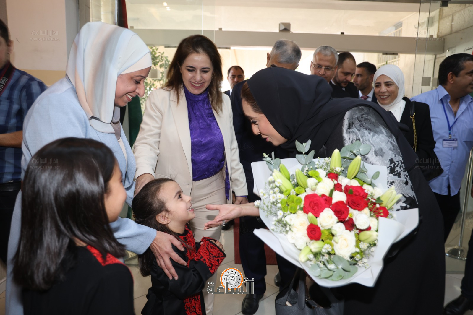 Madar Al-Saa Images 0.36144322196366374