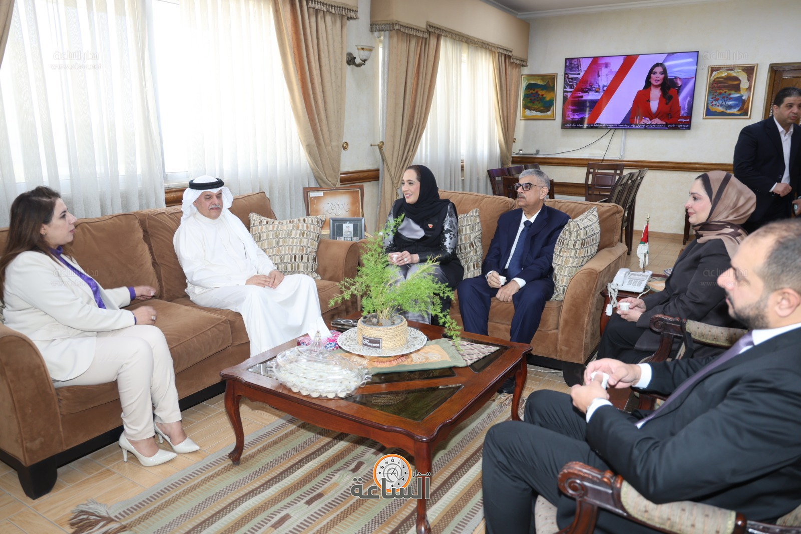 Madar Al-Saa Images 0.8441416356933379