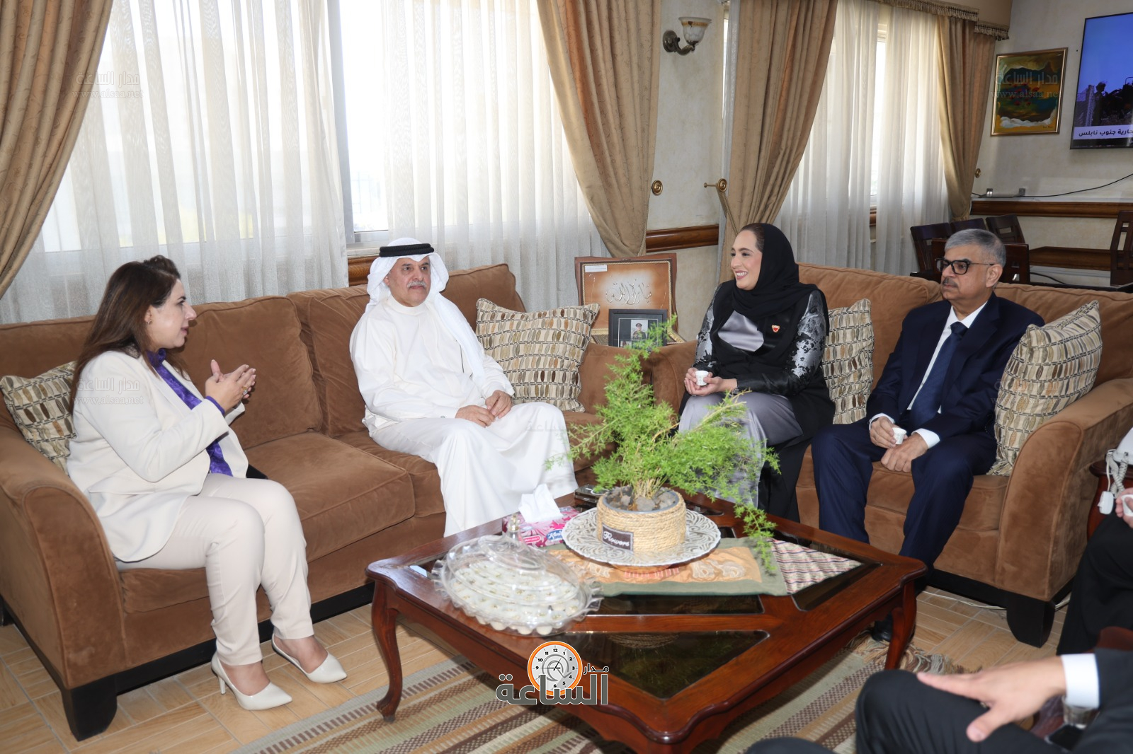 Madar Al-Saa Images 0.9132570522763005