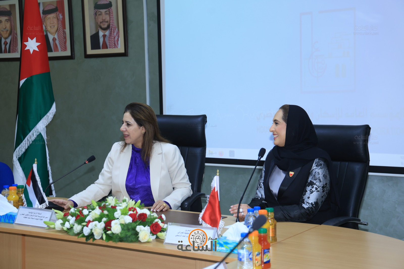 Madar Al-Saa Images 0.7942772596132135