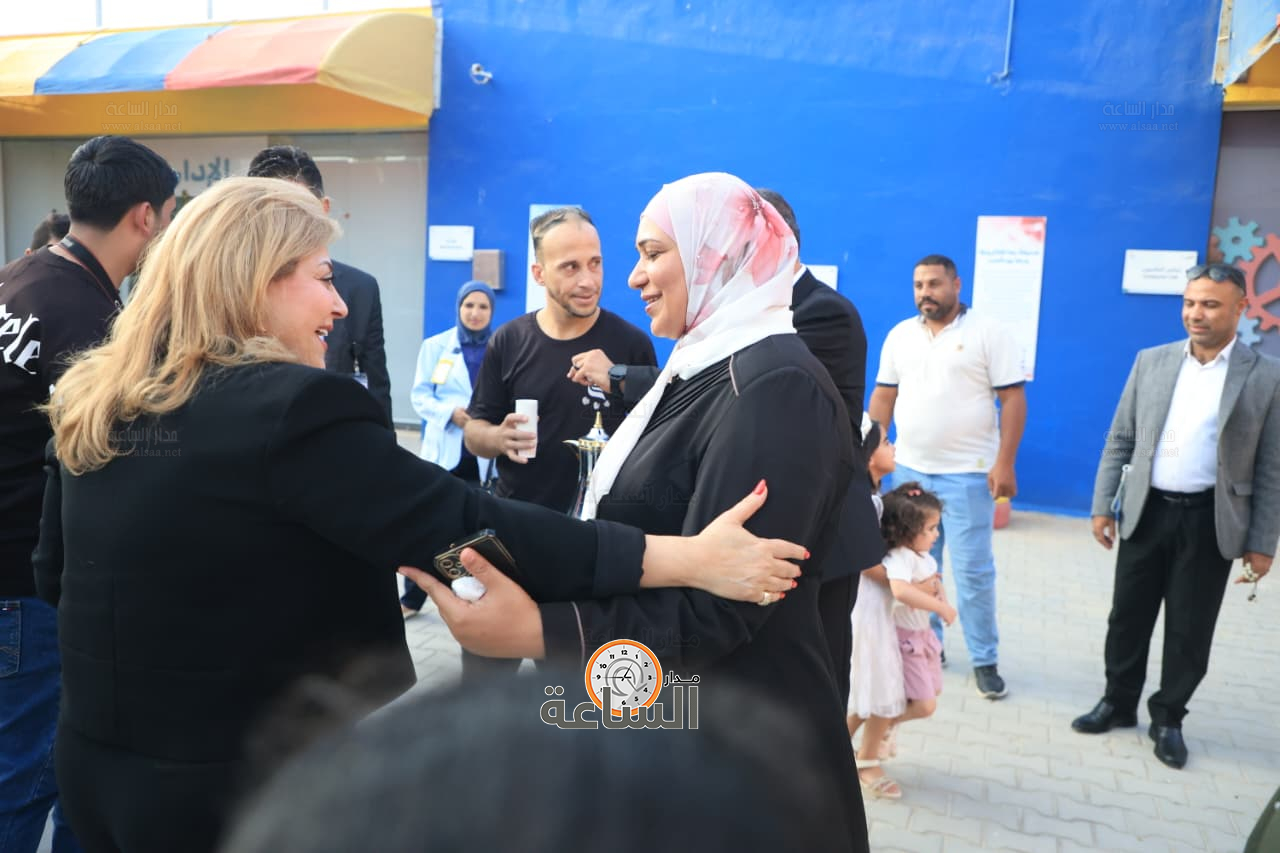 Madar Al-Saa Images 0.8710938623038127