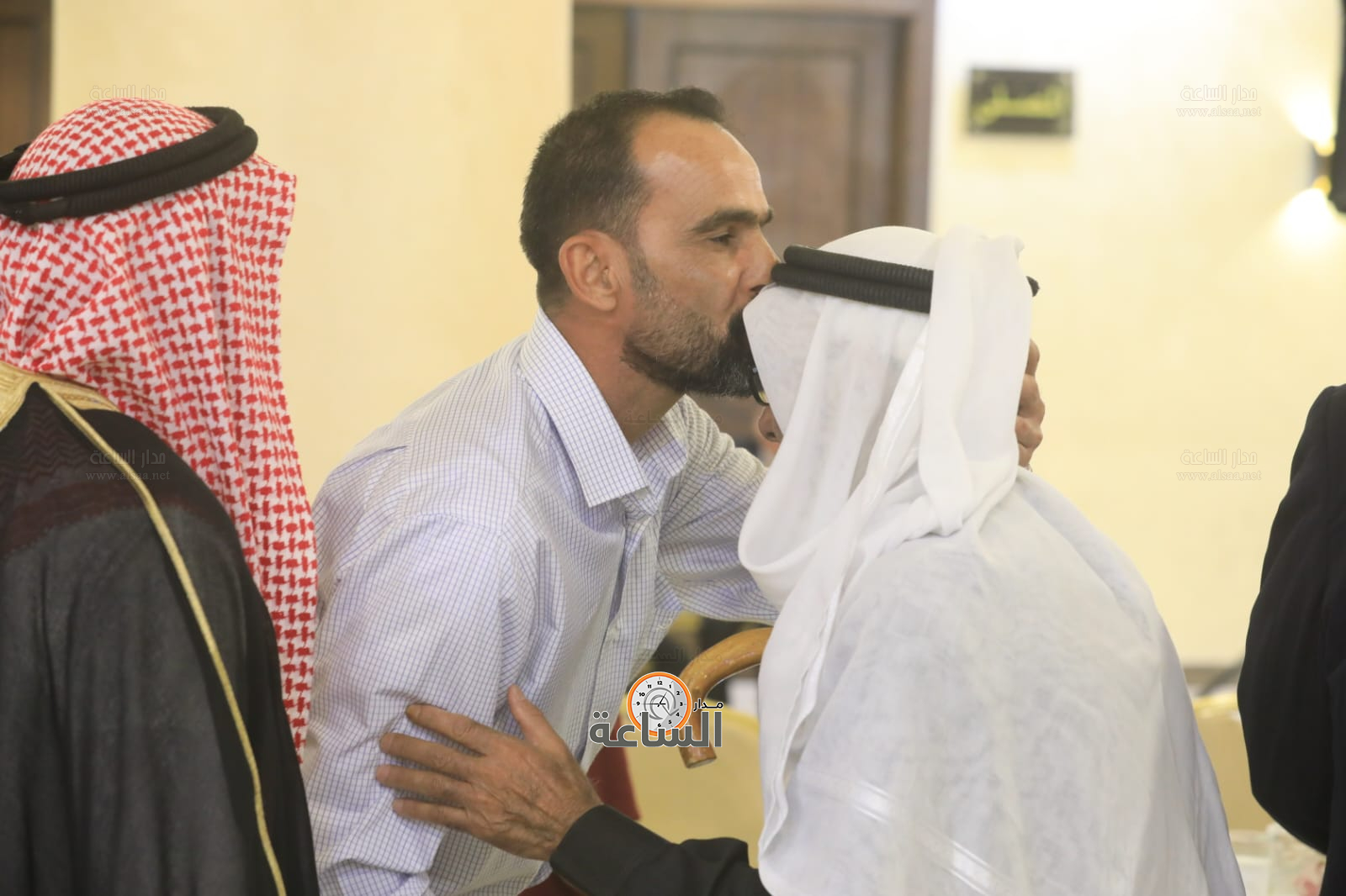 Madar Al-Saa Images 0.9721542860531199