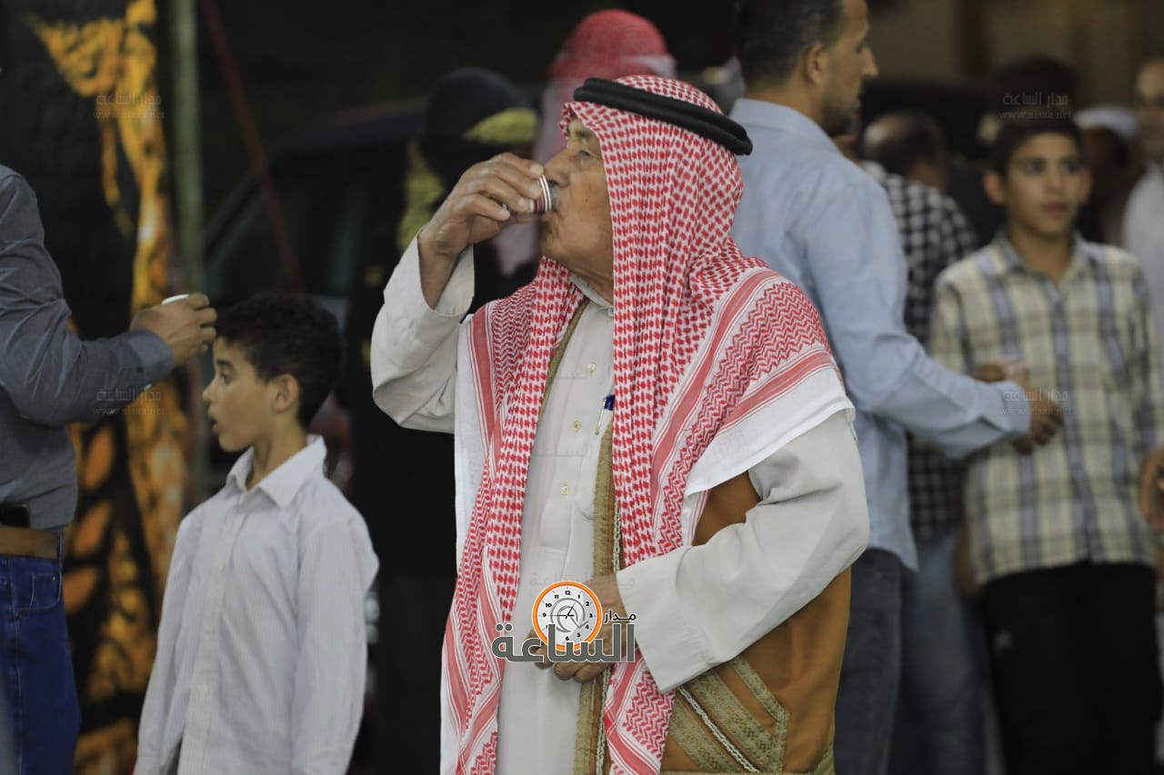 Madar Al-Saa Images 0.3944718259979426