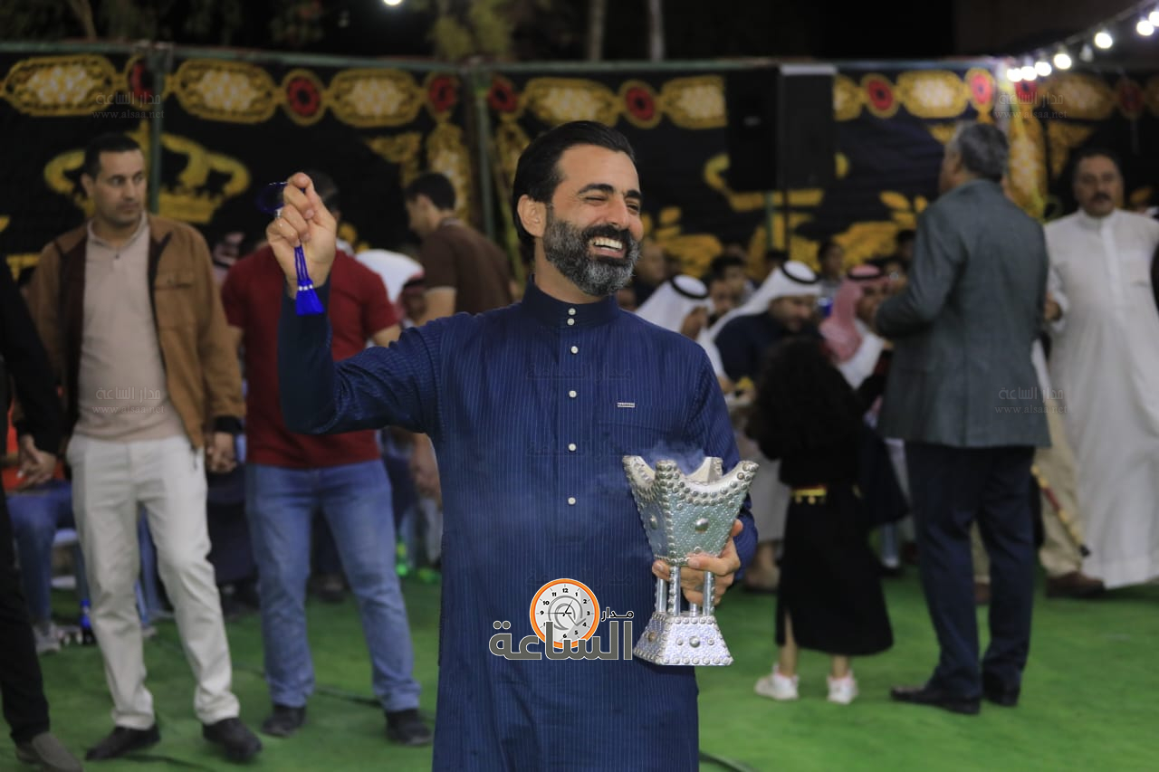 Madar Al-Saa Images 0.21608393494001543