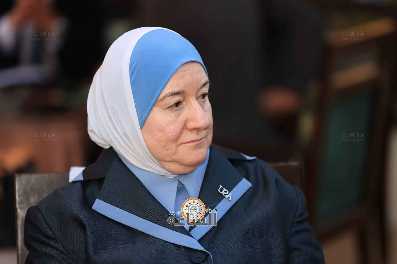 Madar Al-Saa Images 0.3270792518981742