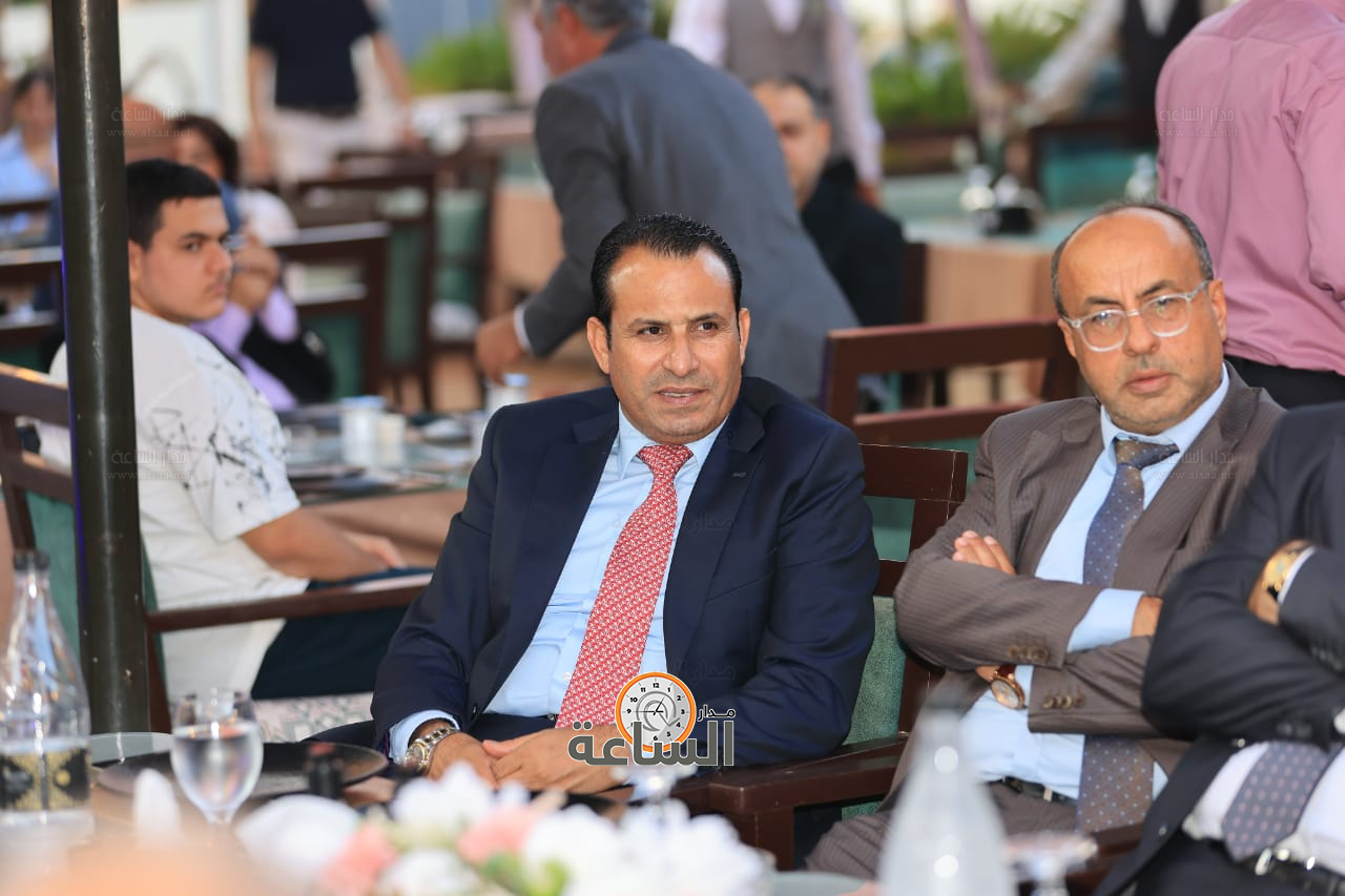 Madar Al-Saa Images 0.3772275165344584