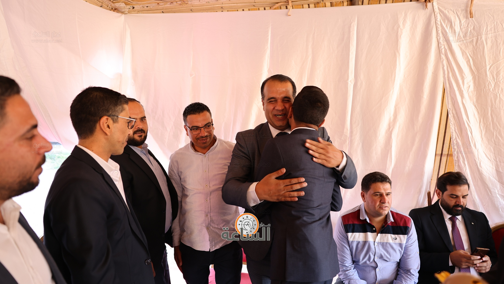 Madar Al-Saa Images 0.8141984885427037