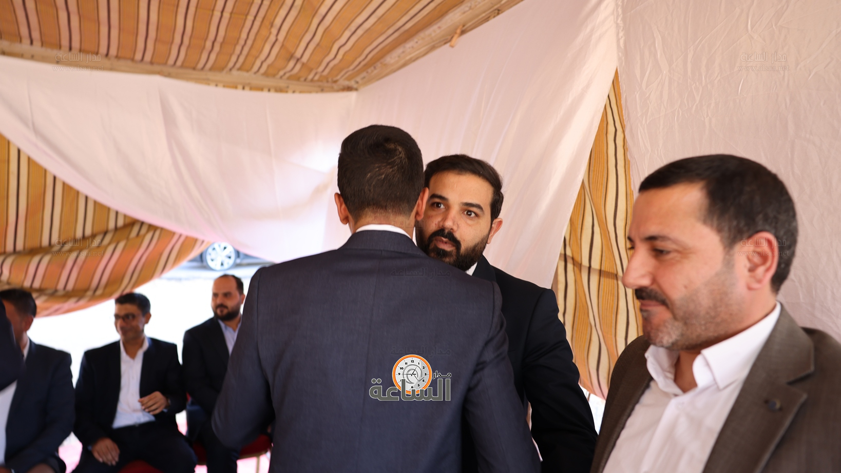 Madar Al-Saa Images 0.9730826537184216