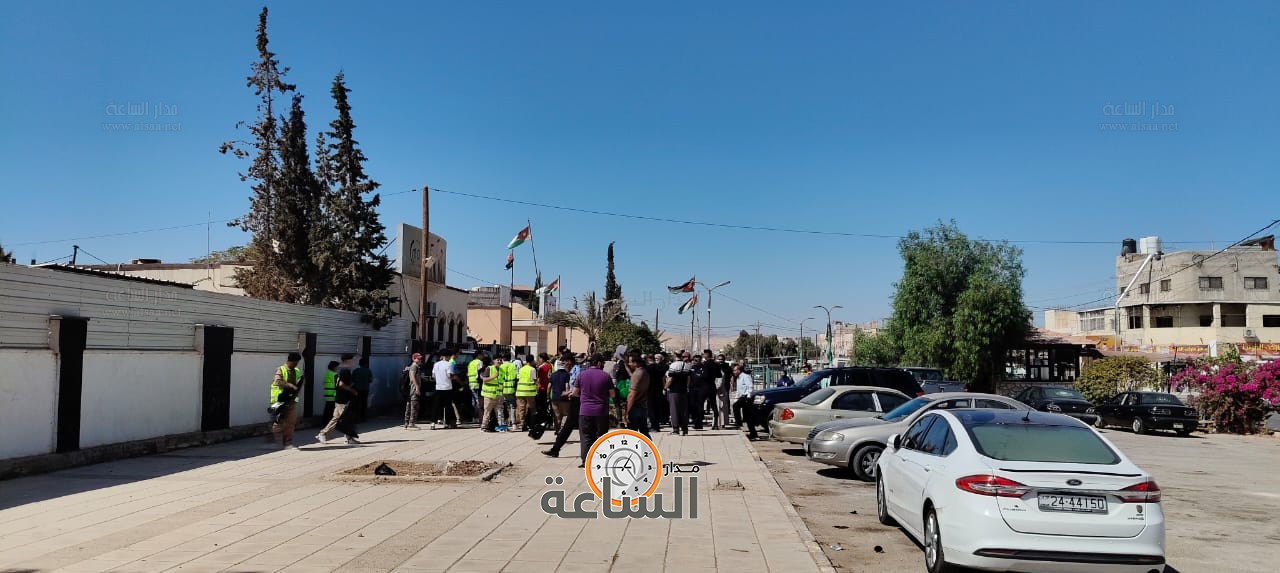 Madar Al-Saa Images 0.024356180460745502