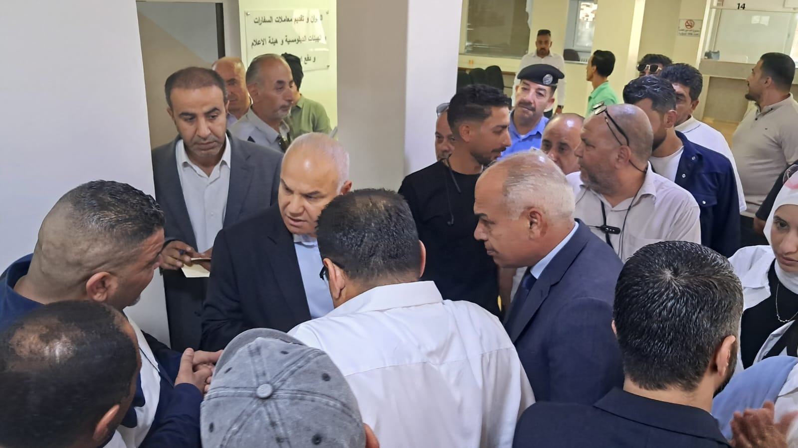 Madar Al-Saa Images 0.8268823280122475