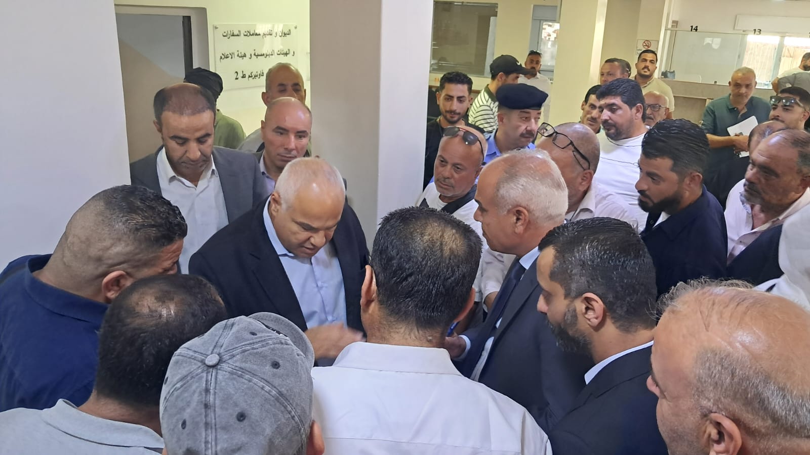 Madar Al-Saa Images 0.8261848746423393