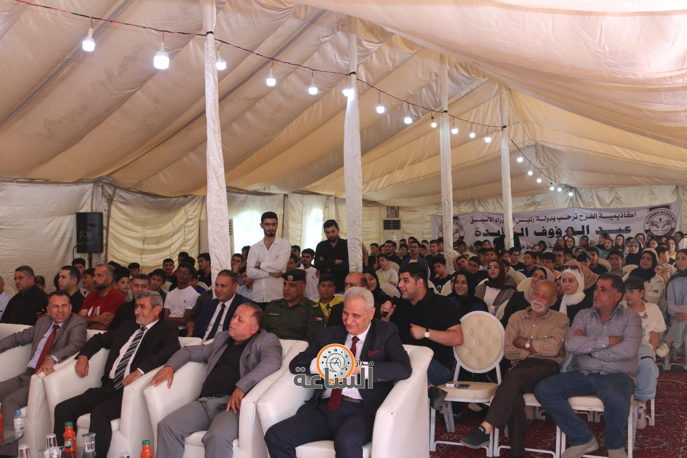 Madar Al-Saa Images 0.842396456885409