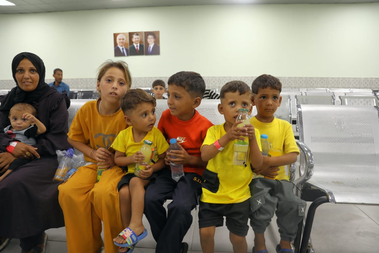 Madar Al-Saa Images 0.7083058857150855