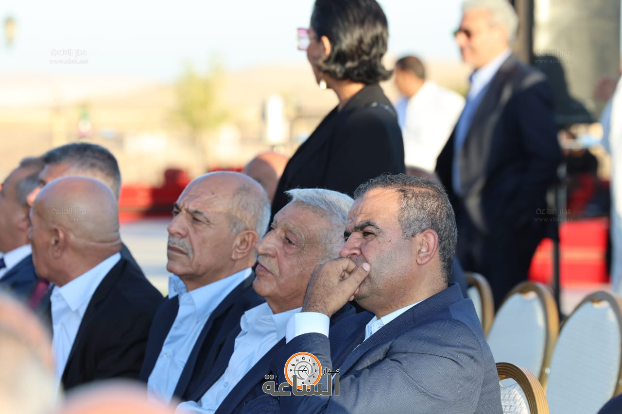 Madar Al-Saa Images 0.21144193718153081