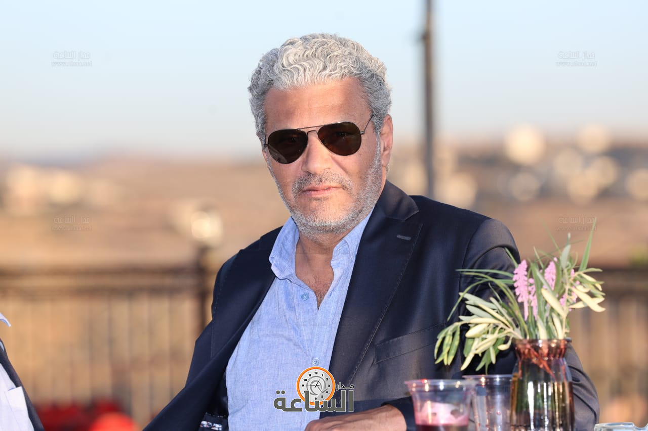 Madar Al-Saa Images 0.4037966490144277